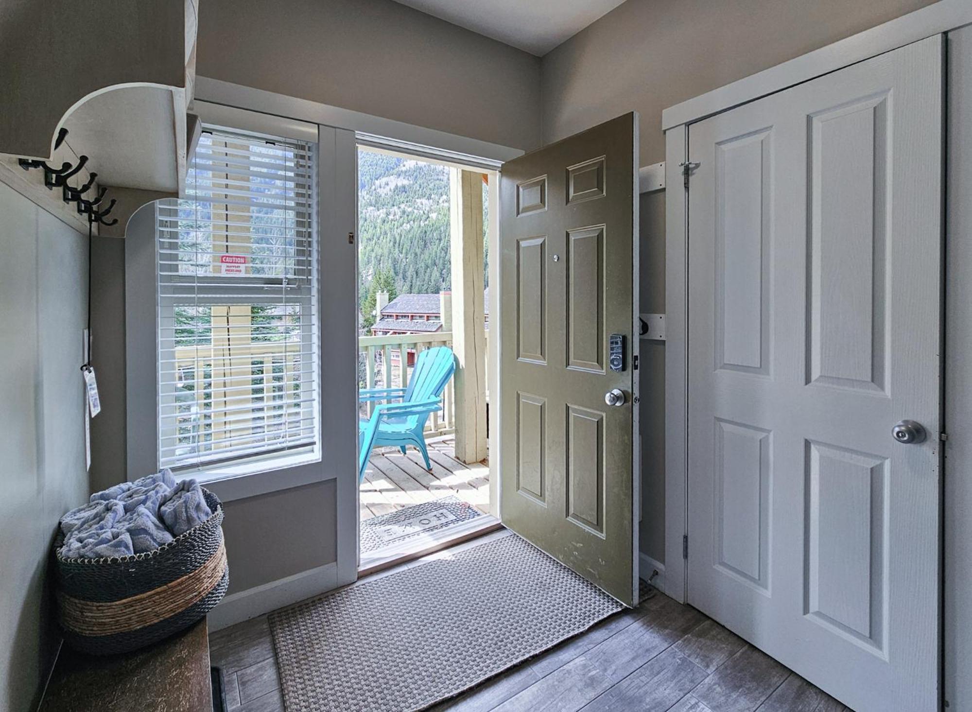 Aurora Townhomes By Stayin Panorama Room photo